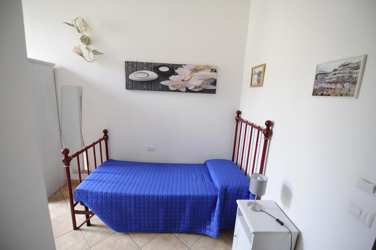 Single Room,1030783780:JPEG