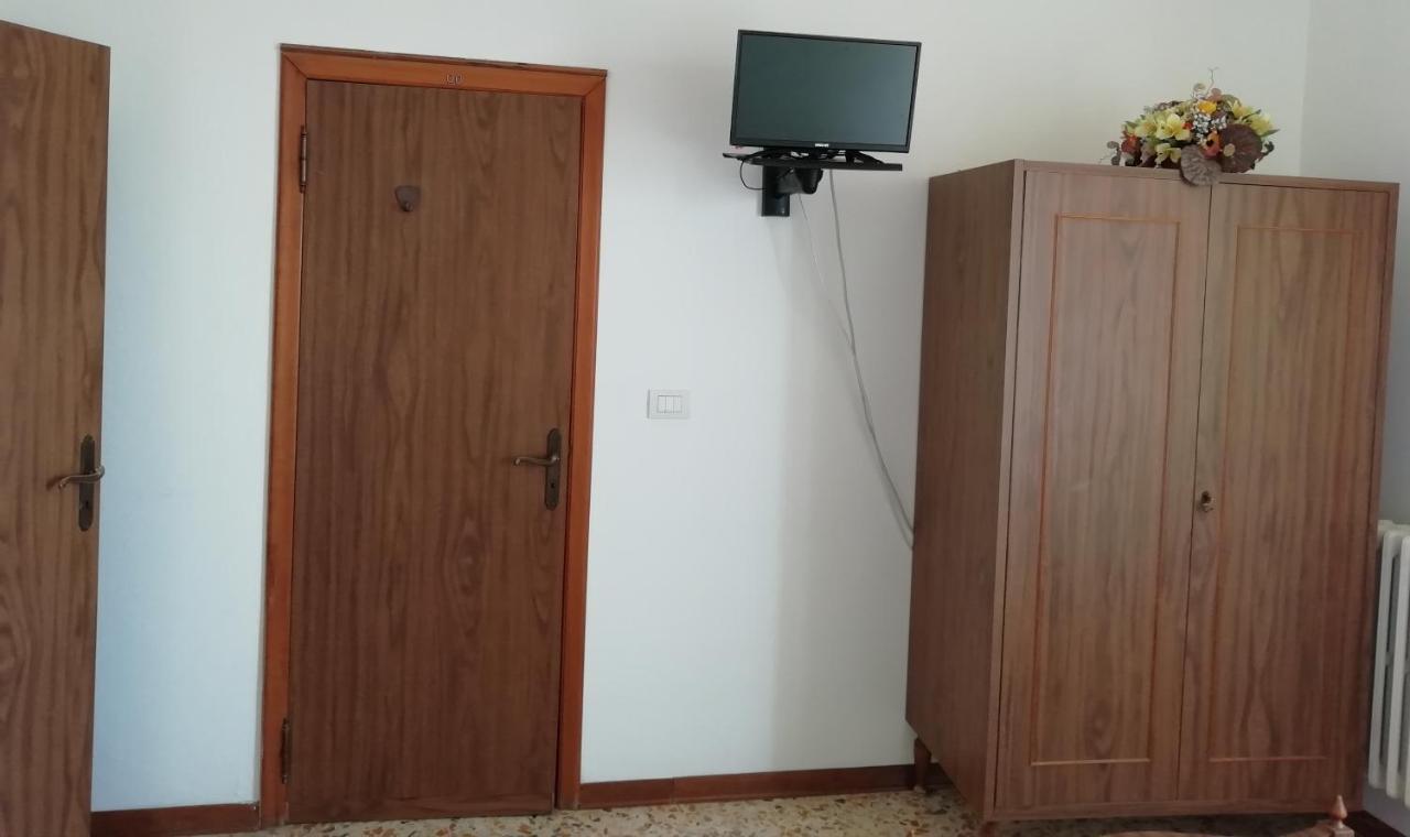 Single Room Private Bathroom