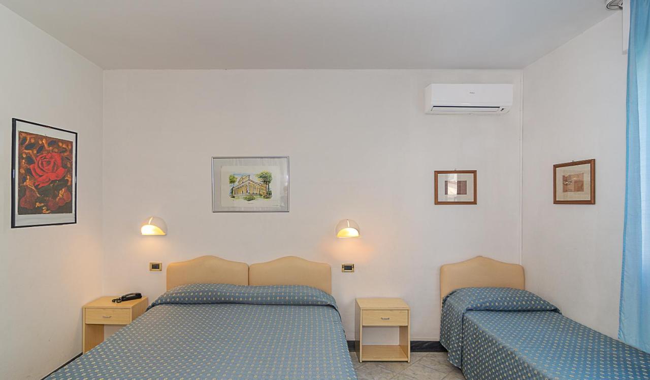 Dreibettzimmer