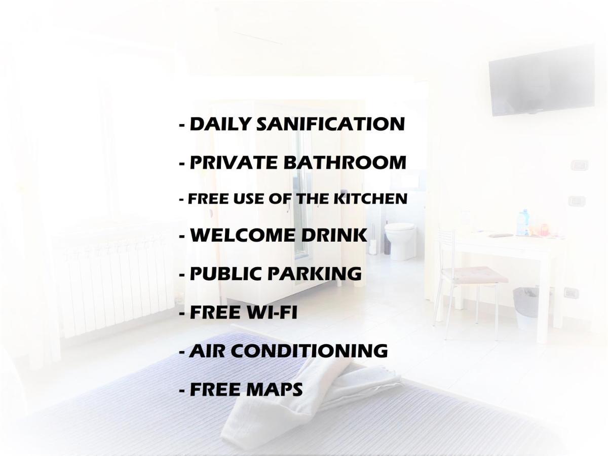 Double or Twin Room Private Bathroom