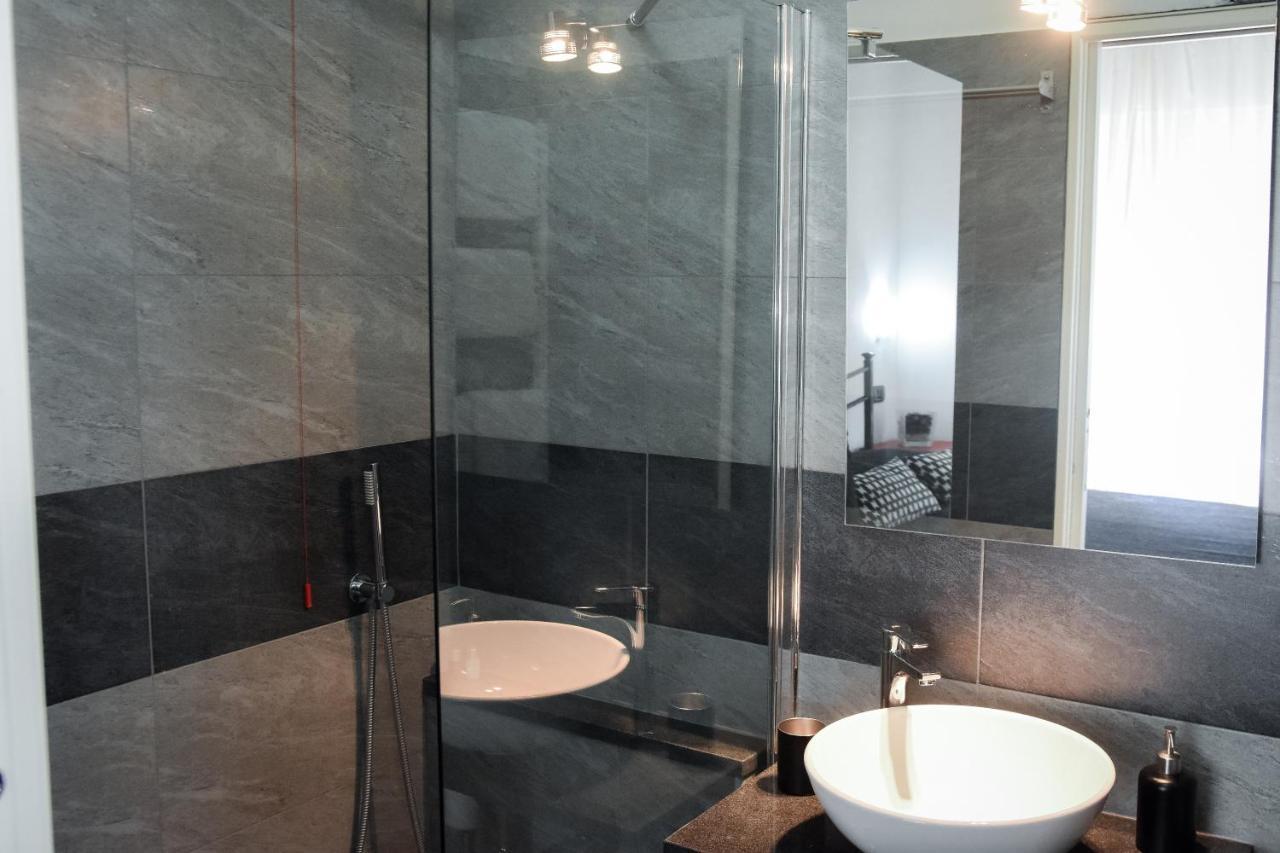 Double or Twin Room Private Bathroom