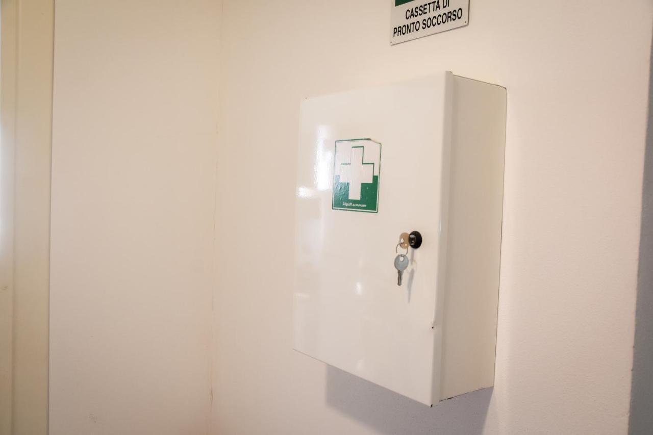 Double or Twin Room Private Bathroom