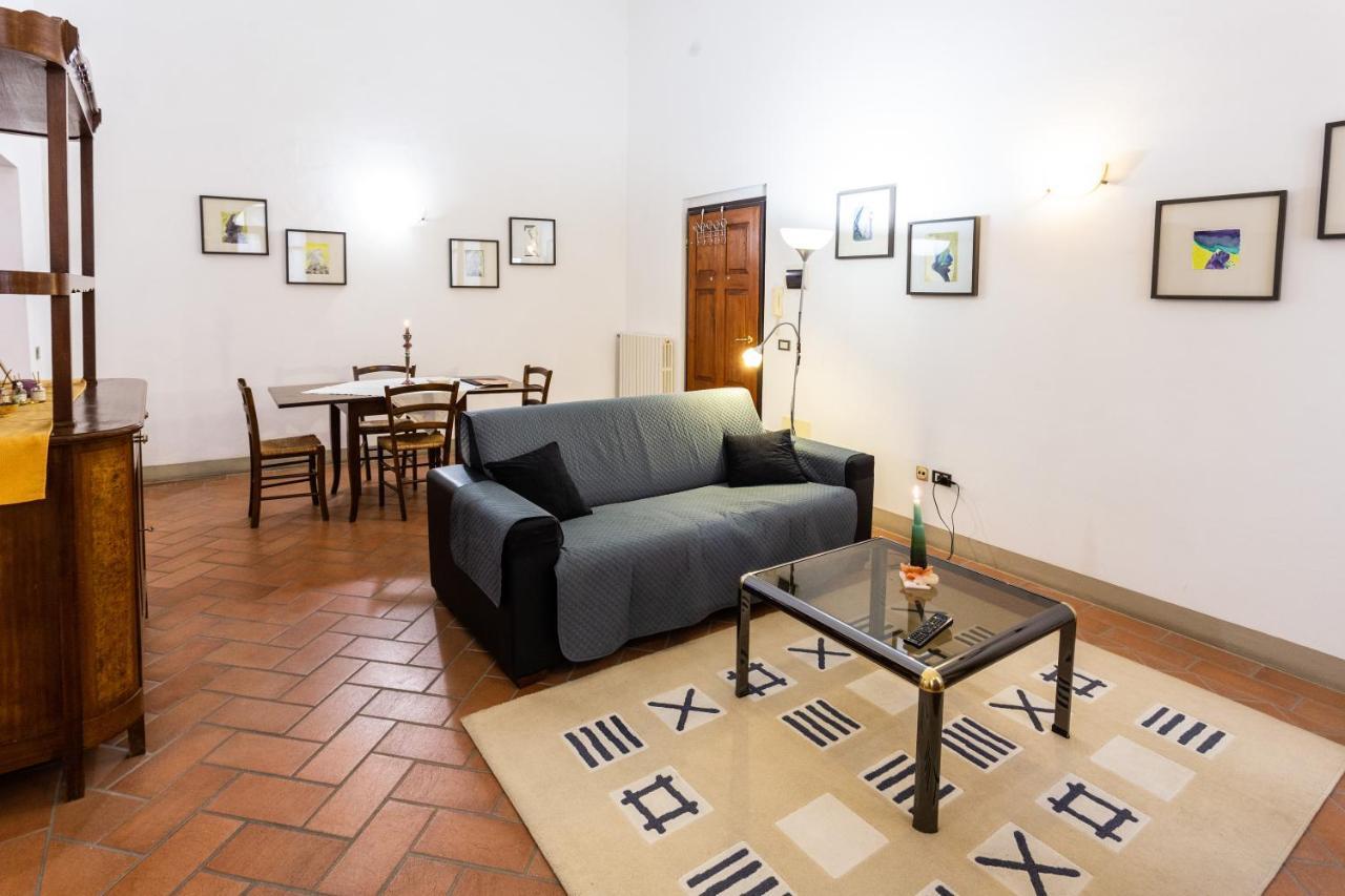 One-Bedroom Apartment,1094601036:JPEG