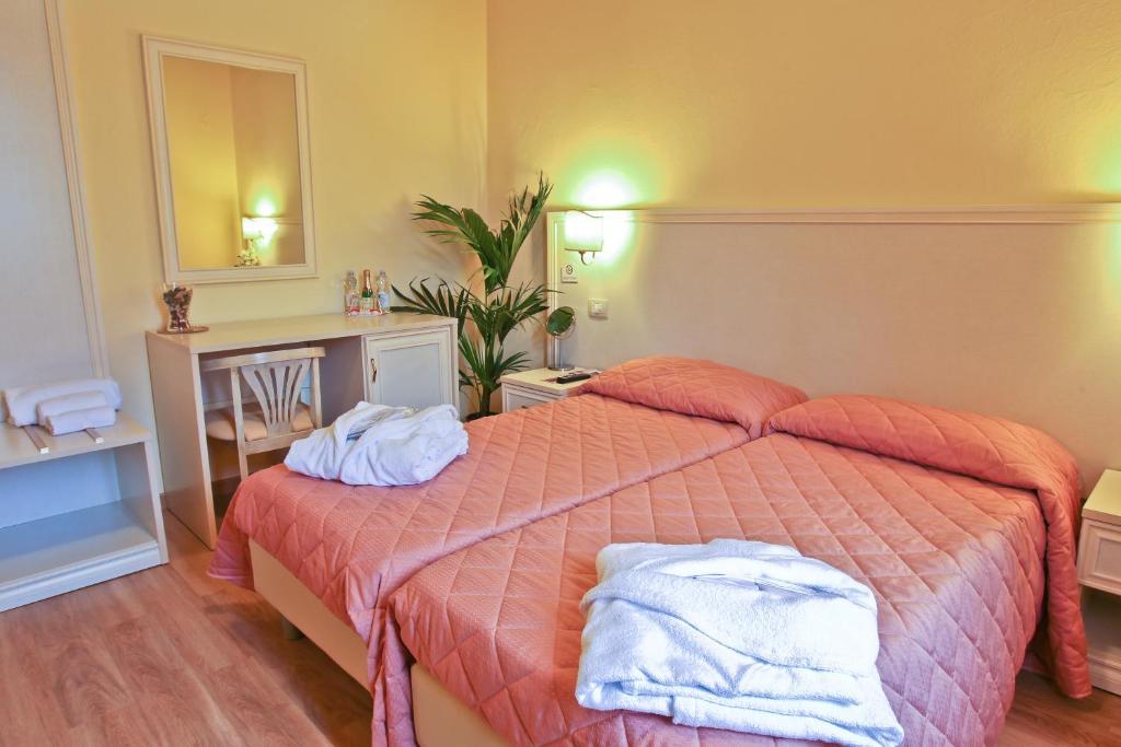Double Room,11099754:JPEG