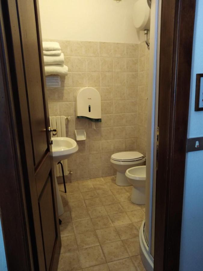 Deluxe Room,1112902449:JPEG