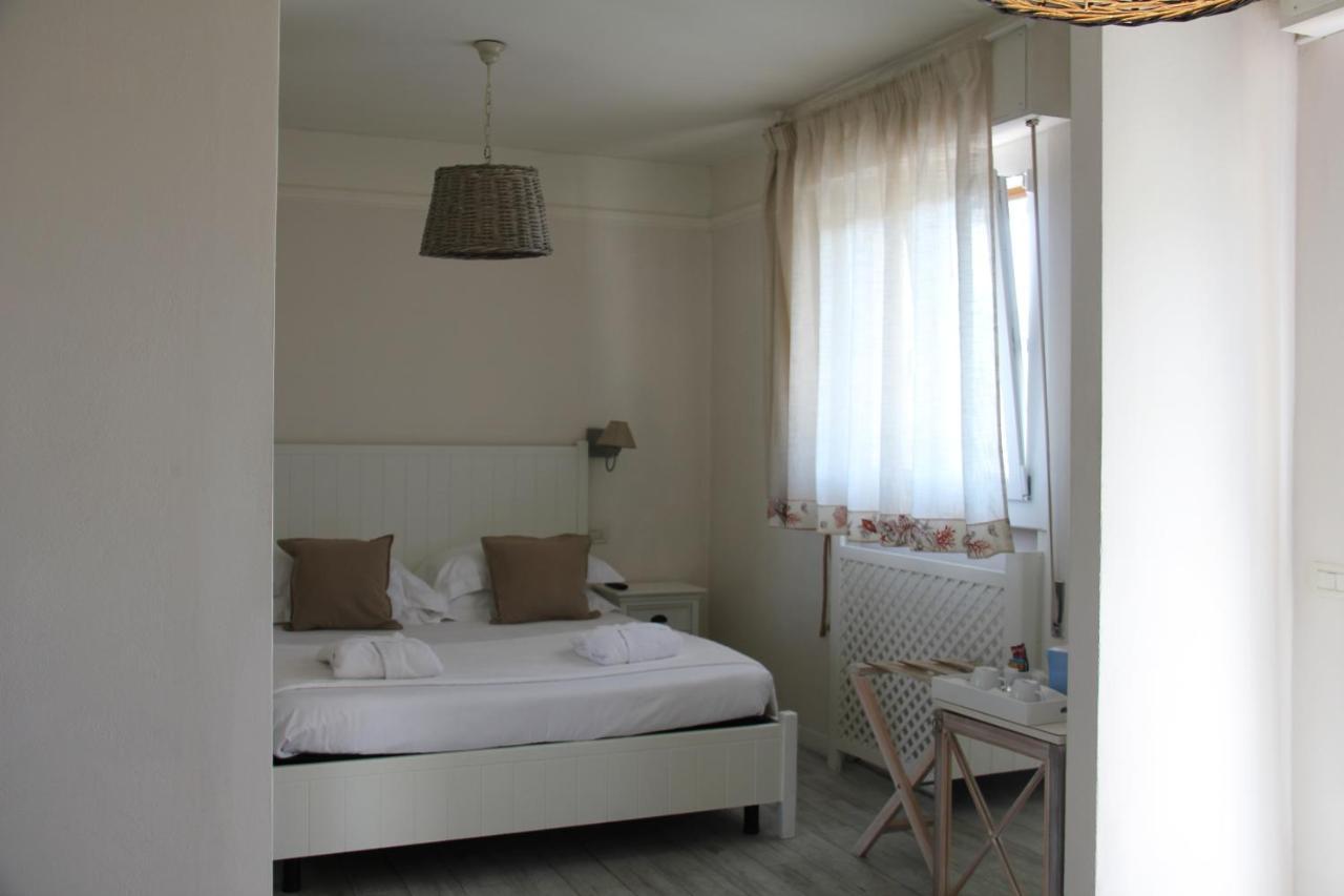 Junior Suite with Garden View