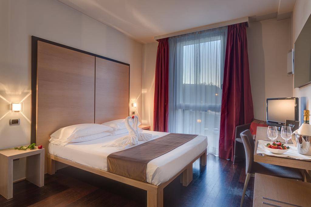 Comfort Queen Room,1758529716:JPEG