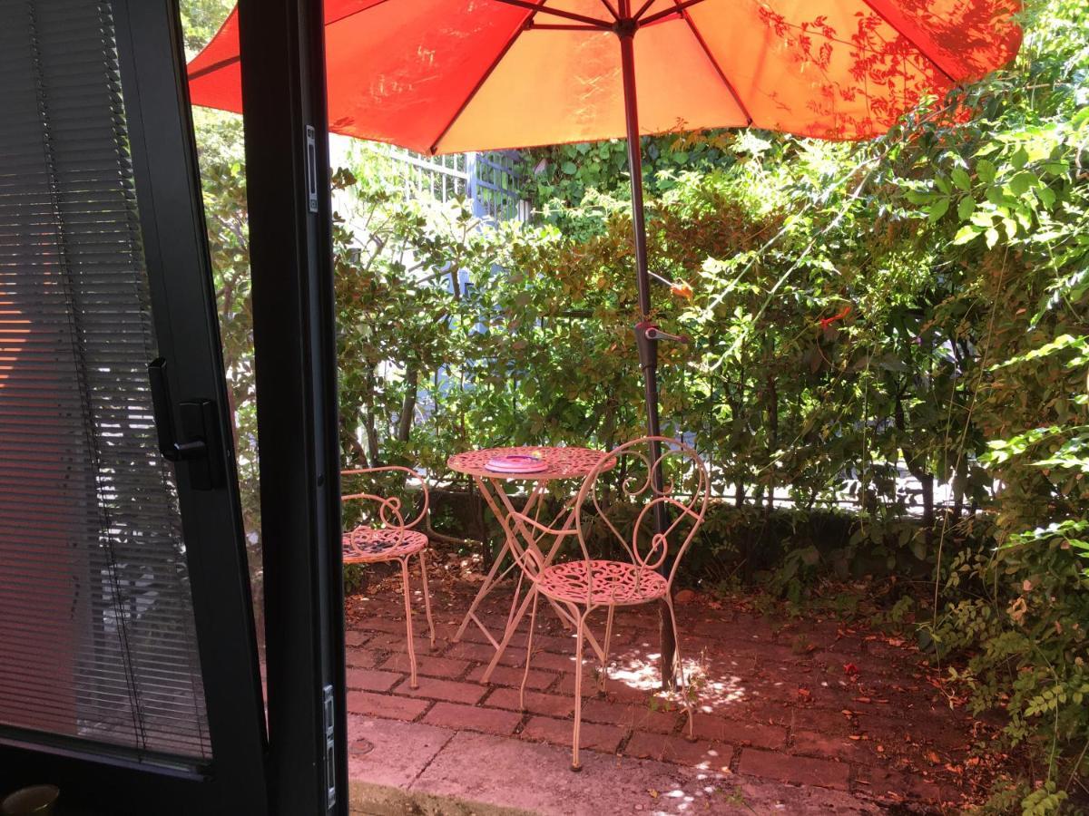 One-Bedroom Apartment with Garden - Split Level,1139105971:JPEG