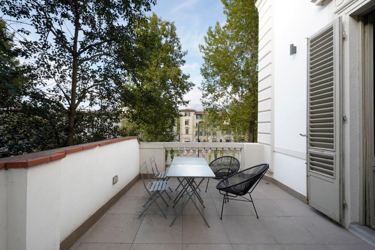 Large 1 Bedroom Apartment Terrace Sofa Bed