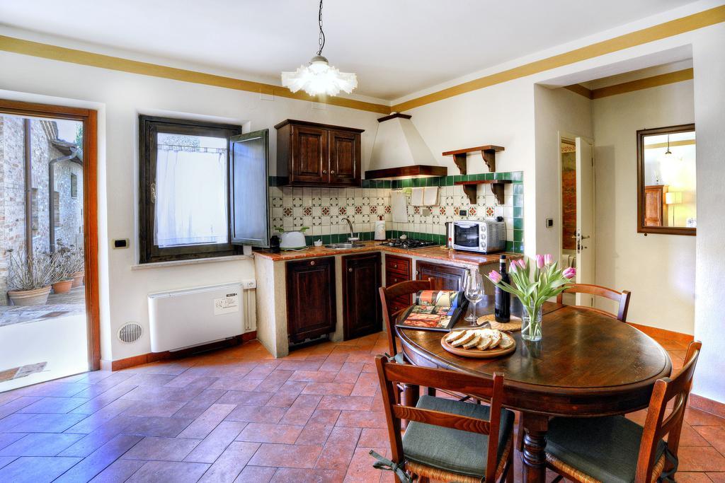 Two-Bedroom Apartment (5 Adults),992347402:JPEG