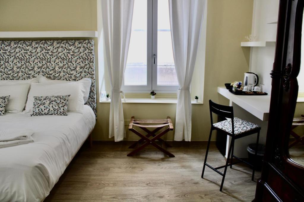 Double Room Private Bathroom