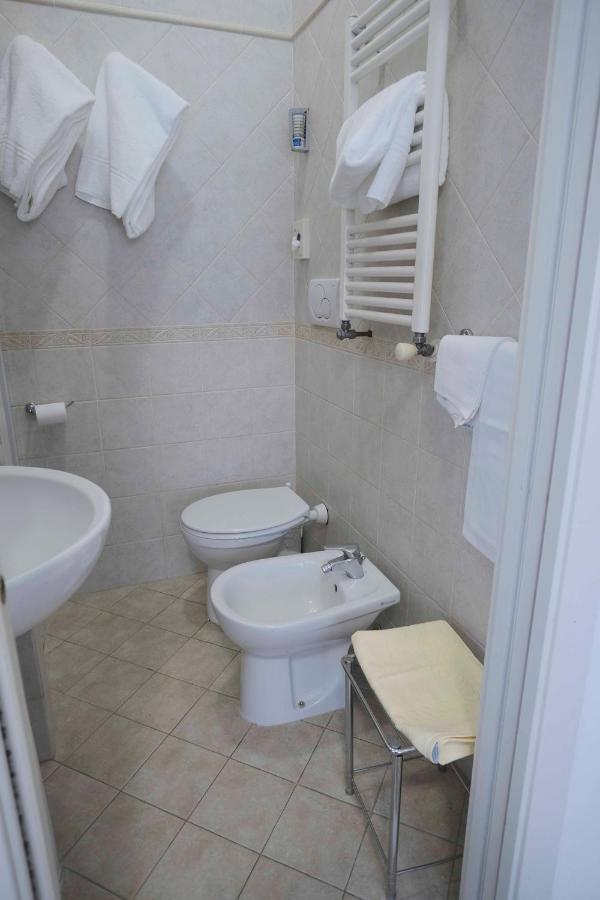 Standard Triple Room,1207151017:JPEG