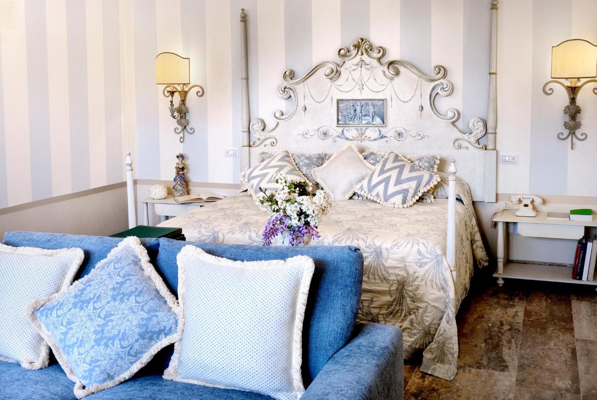 Junior Suite,1404068963:JPEG