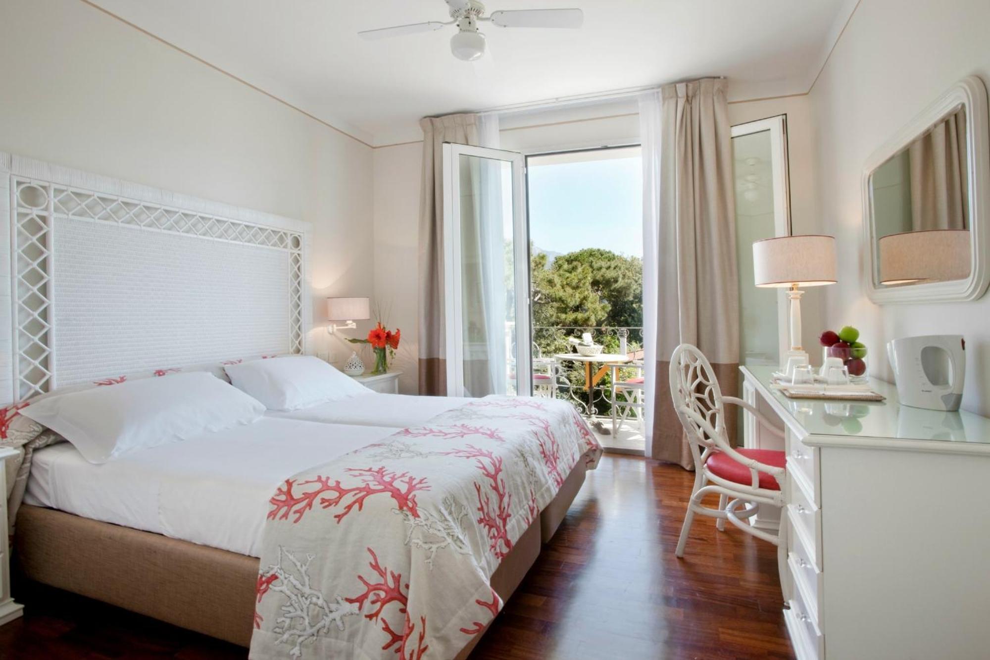 Classic Double or Twin Room