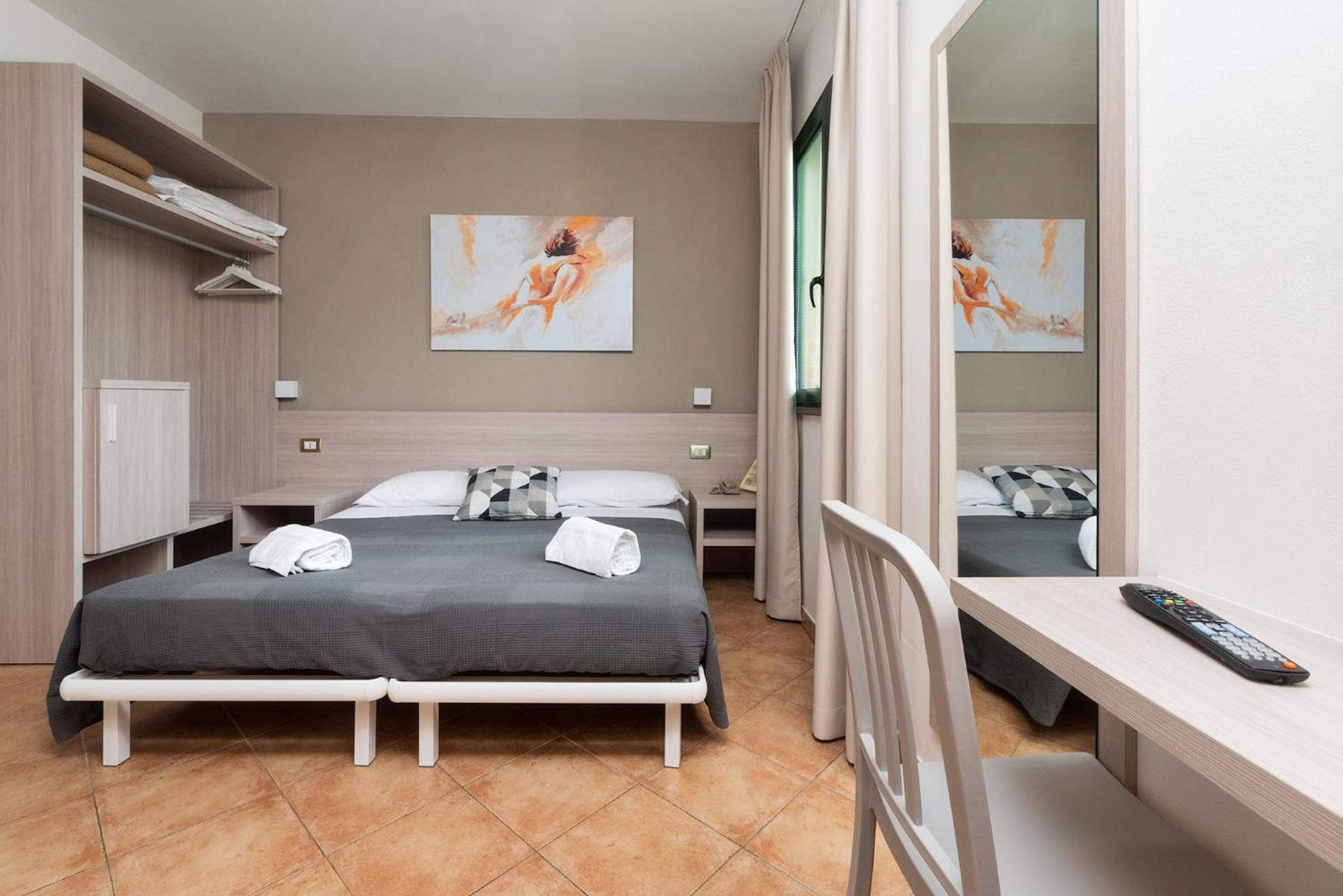Superior Double or Twin Room,1018662841:JPEG