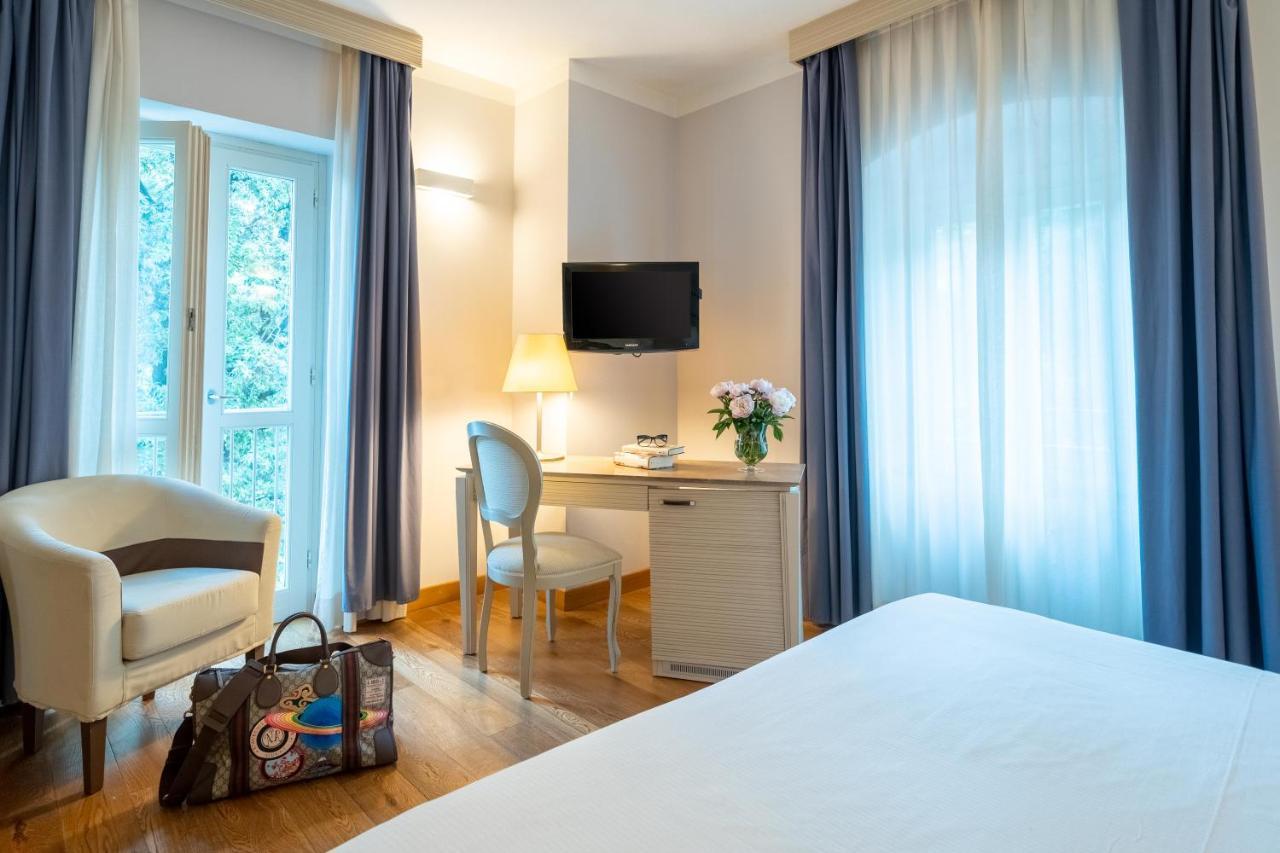 Classic Double Room,1538414482:JPEG