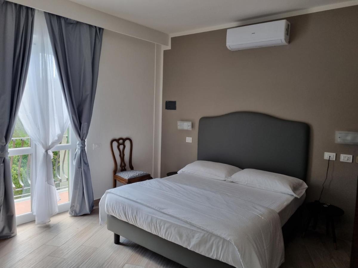 Standard Double Room,1209491428:JPEG