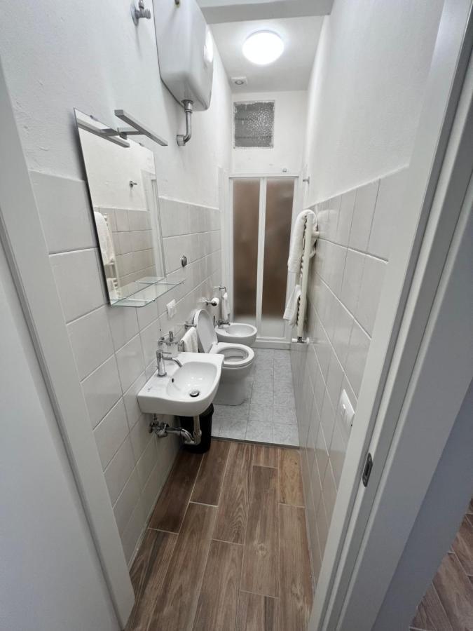 Single Room Private Bathroom
