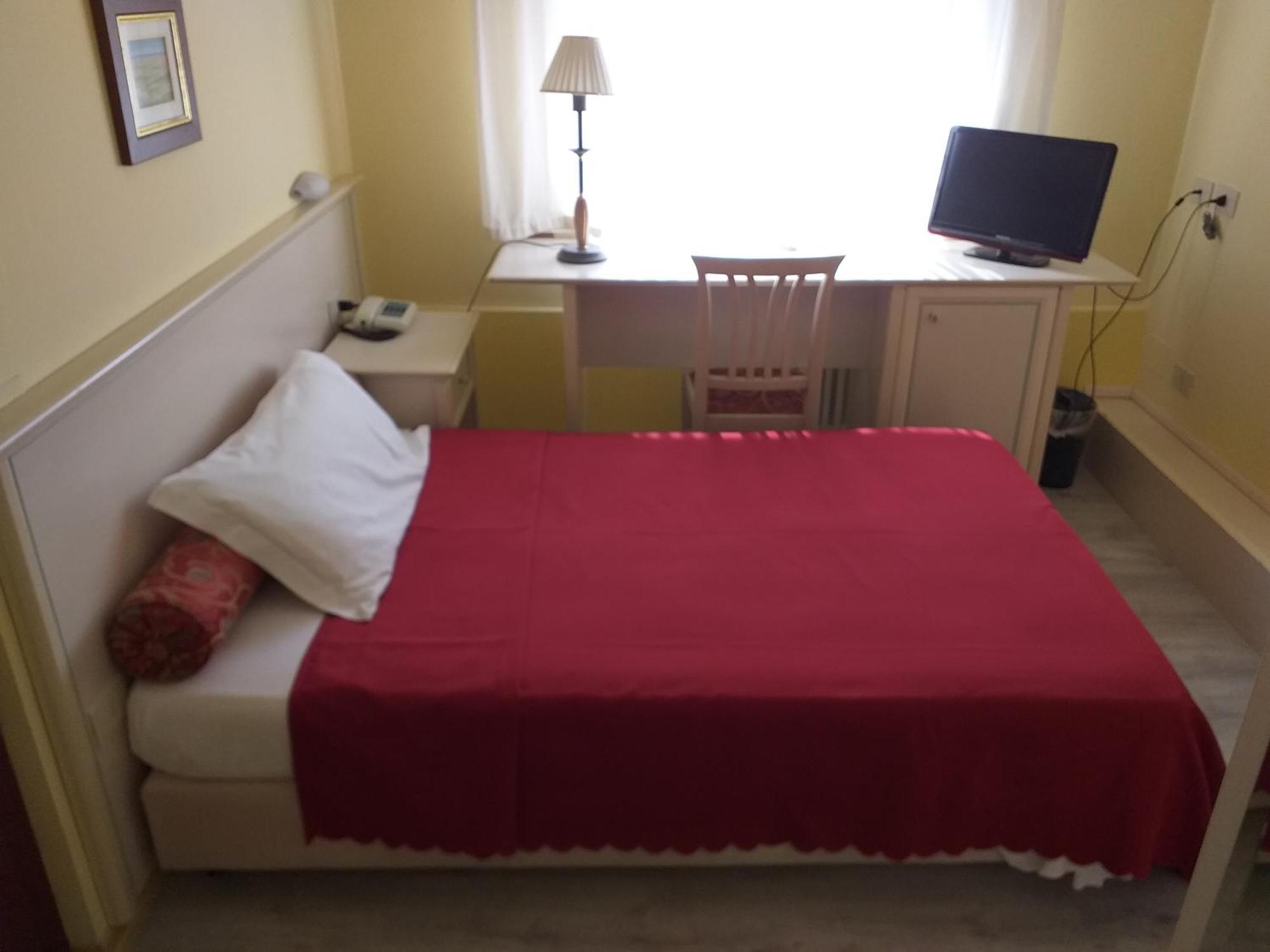 Single Room,1285660552:JPEG