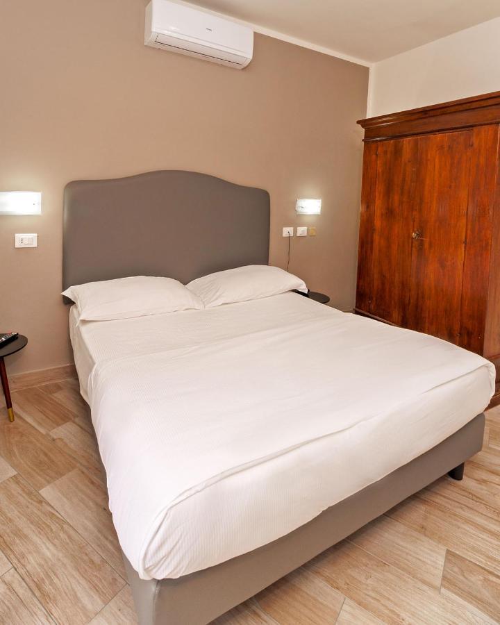 Standard Single Room,1209491662:JPEG