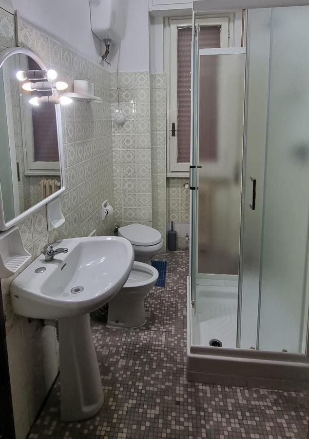 Economy Triple Room