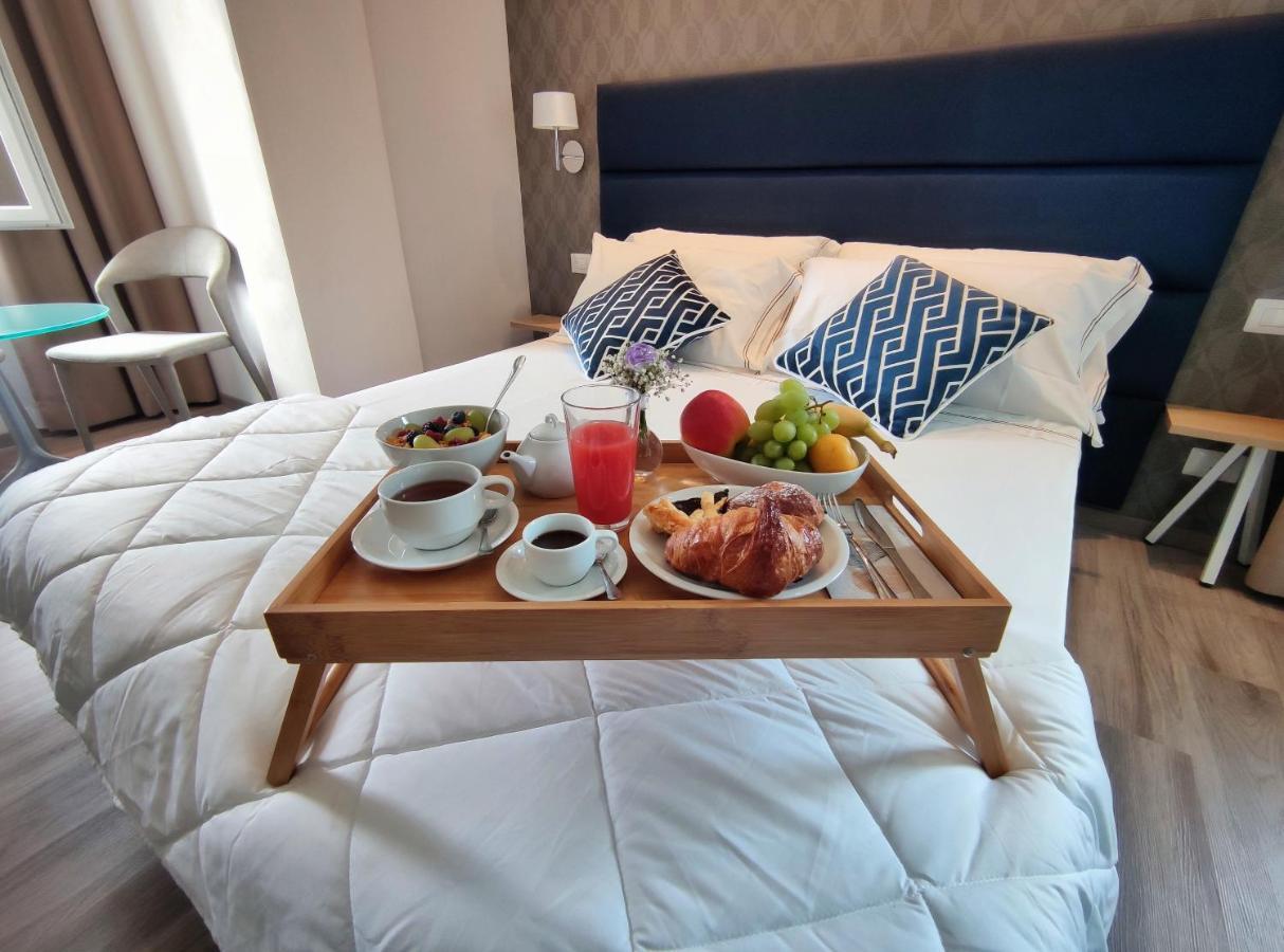 Standard Double or Twin Room,1341636704:JPEG