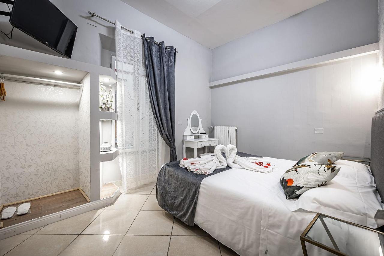 Economy Double Room,1404357356:JPEG