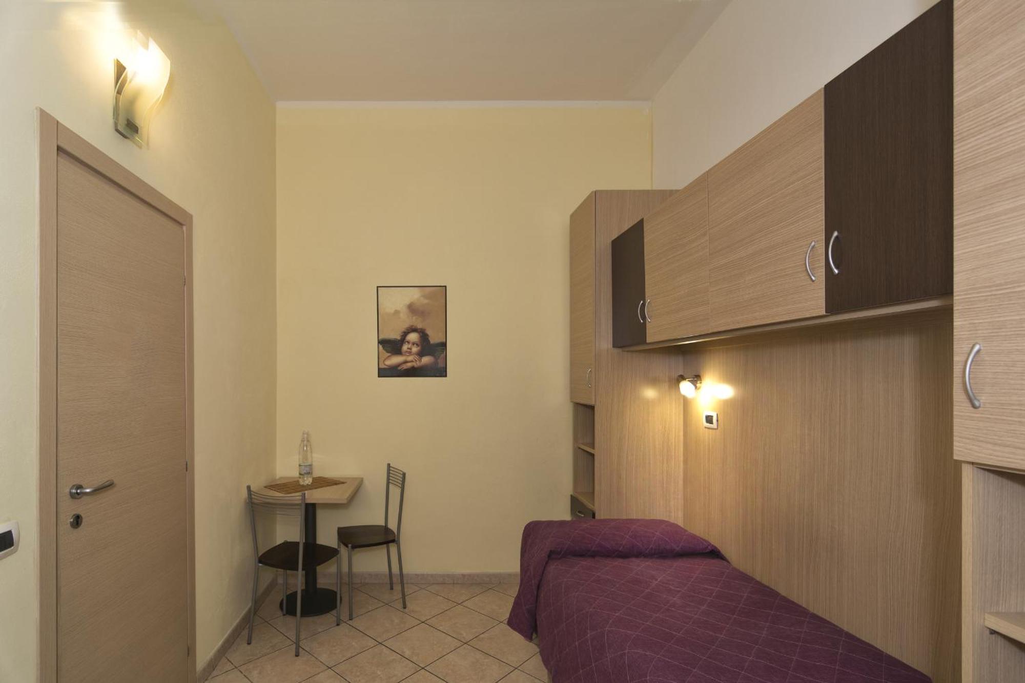 Single Room Bathroom