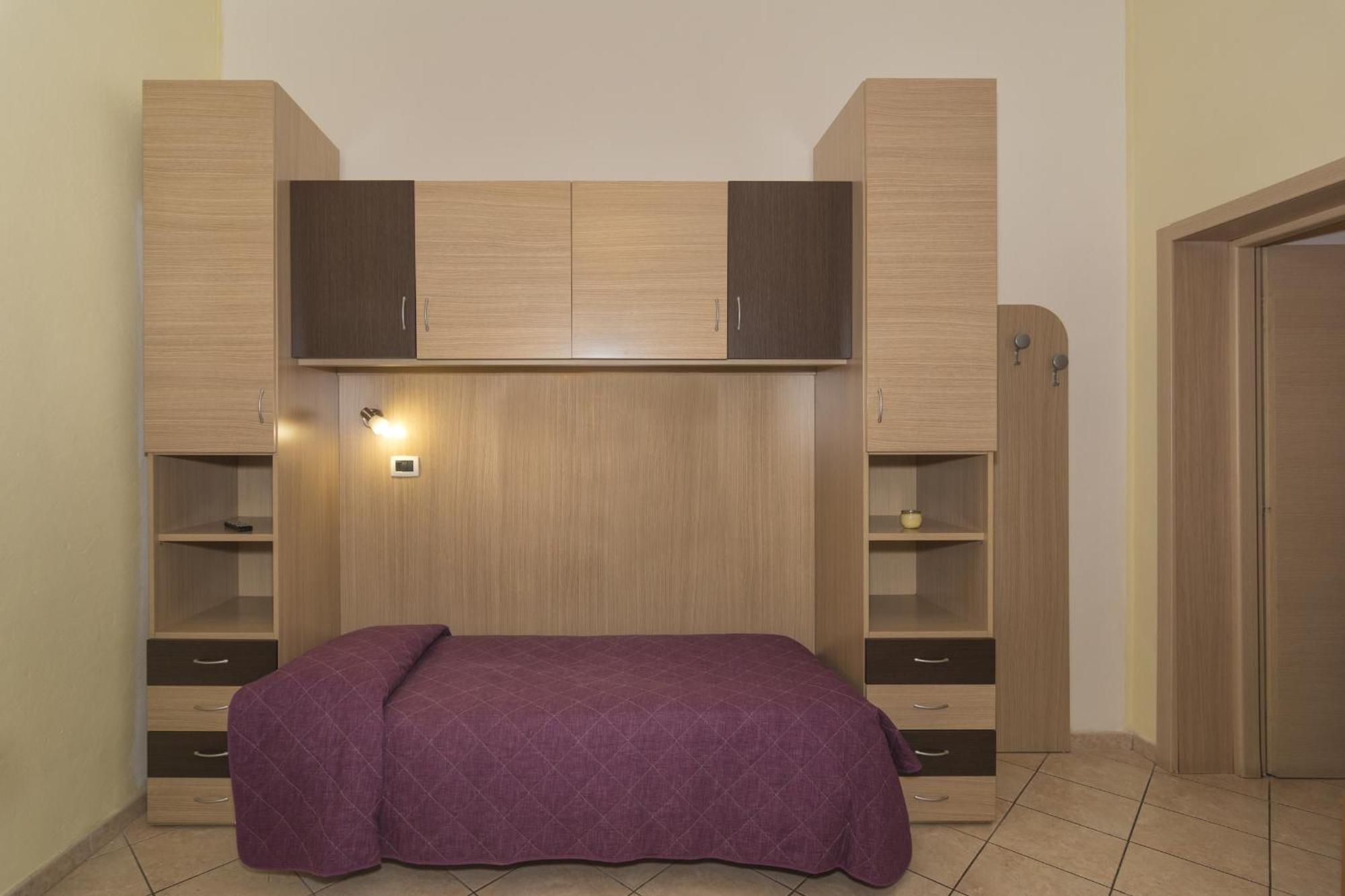 Single Room Bathroom