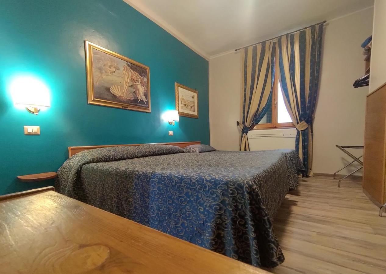Triple Room,1498637347:JPEG