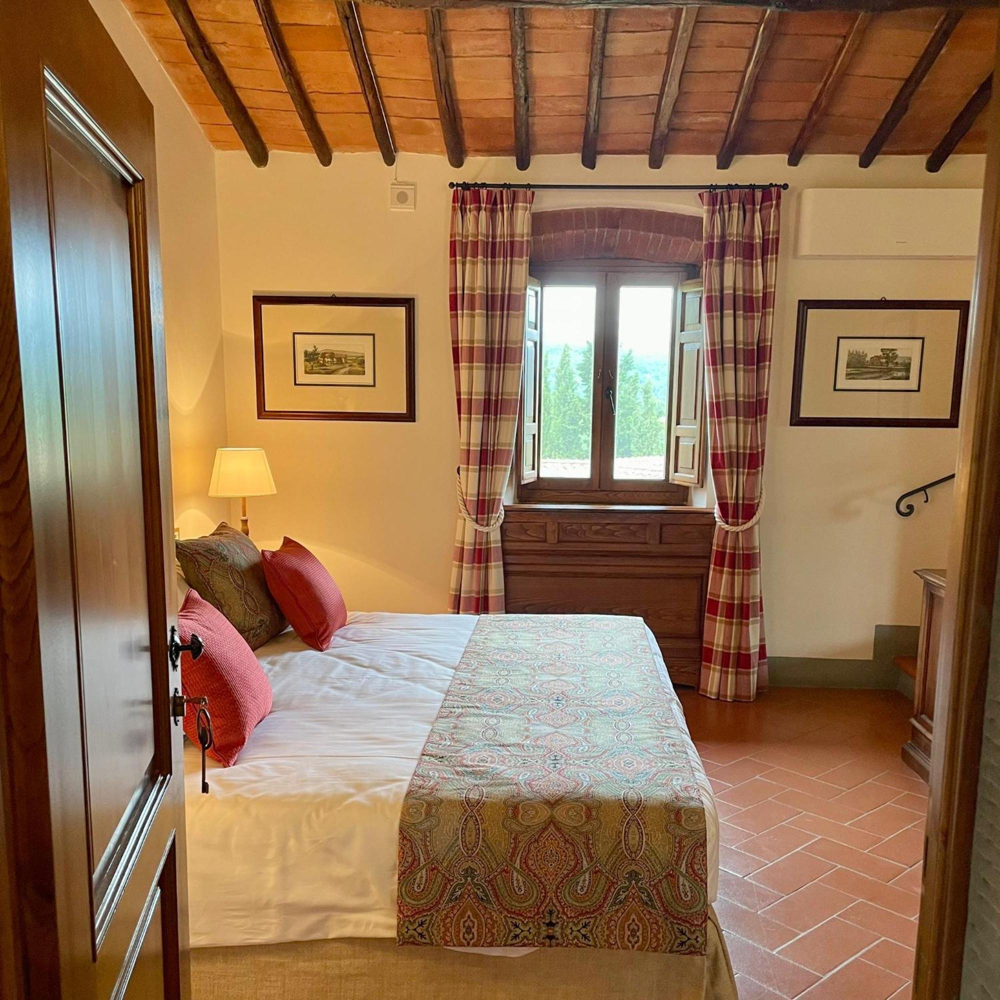 Deluxe Double Room,1590364748:JPEG