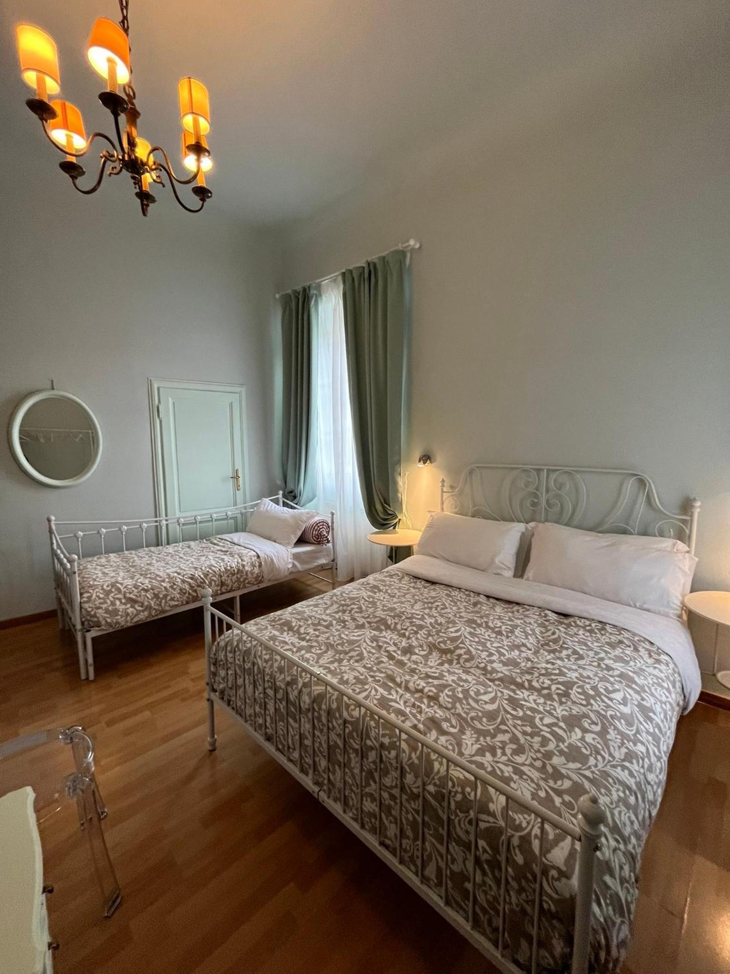 Triple Room Private Bathroom