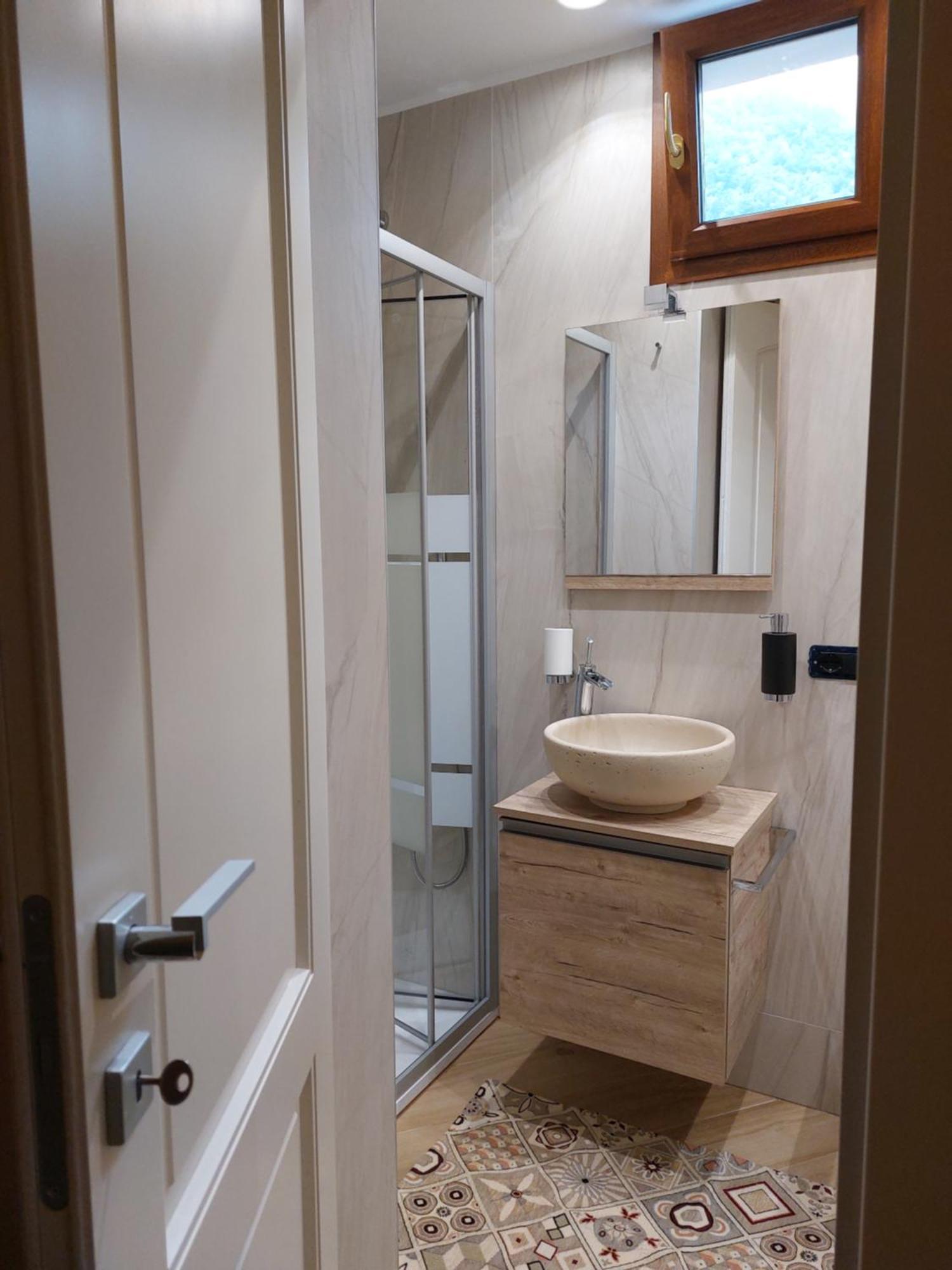 Quadruple Room Private Bathroom