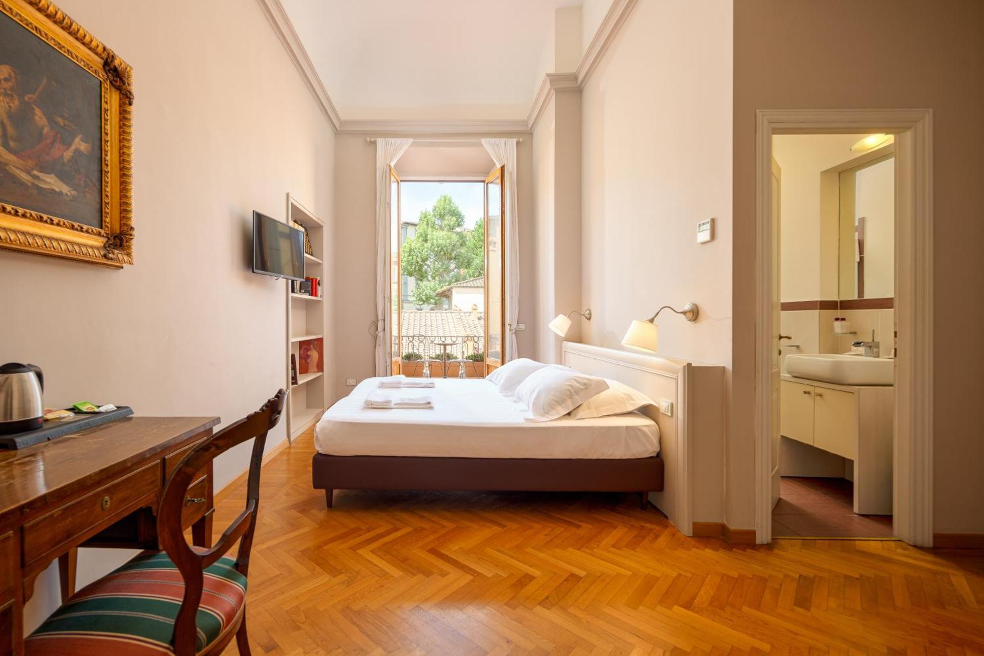 Double Room,1551826684:JPEG