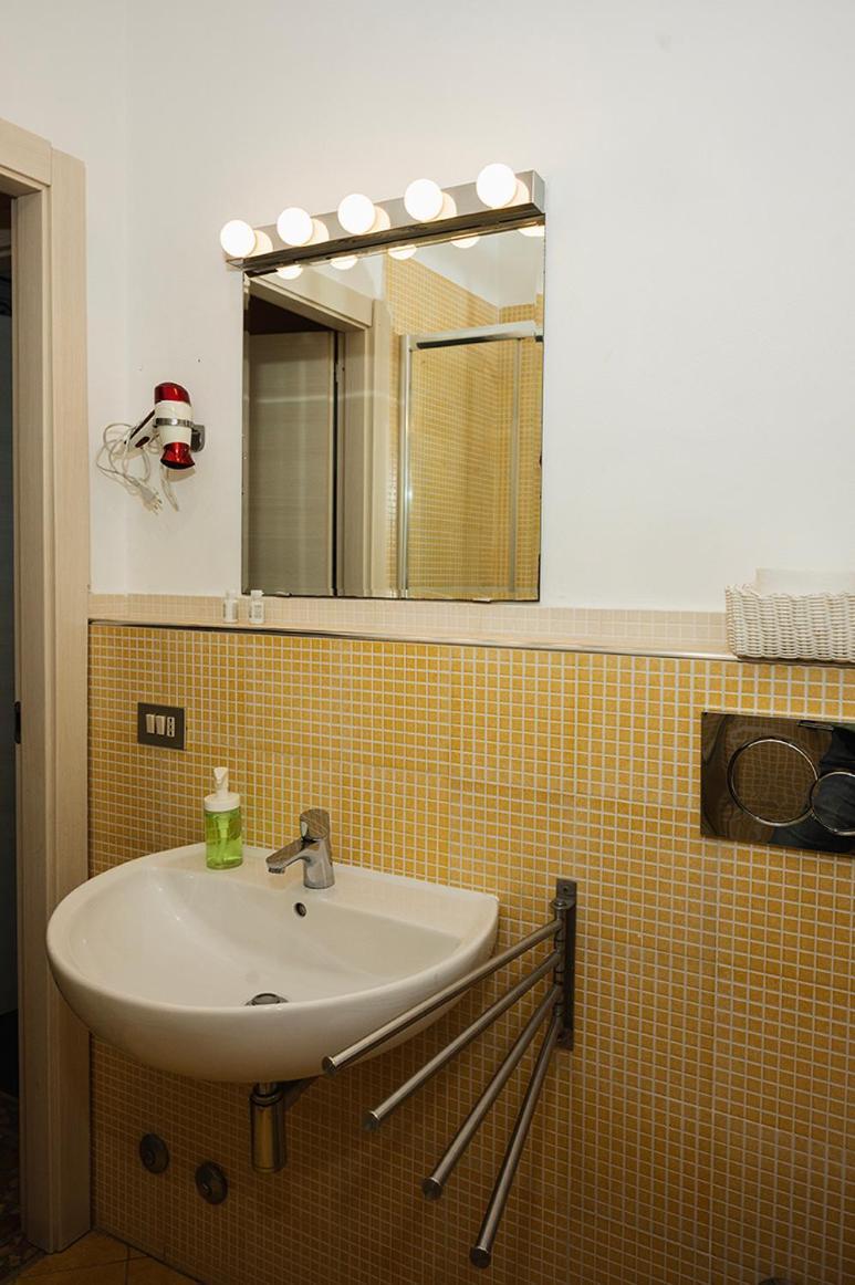 Triple Room Private External Bathroom