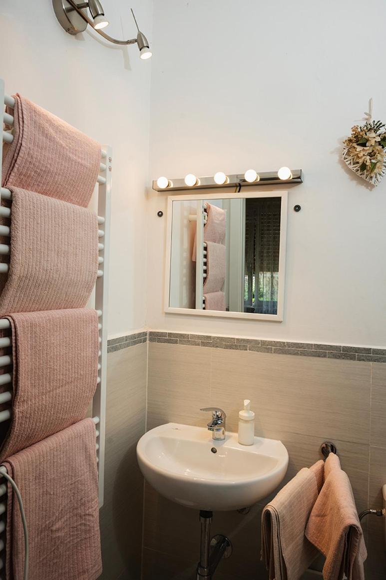 Quadruple Room Private Bathroom