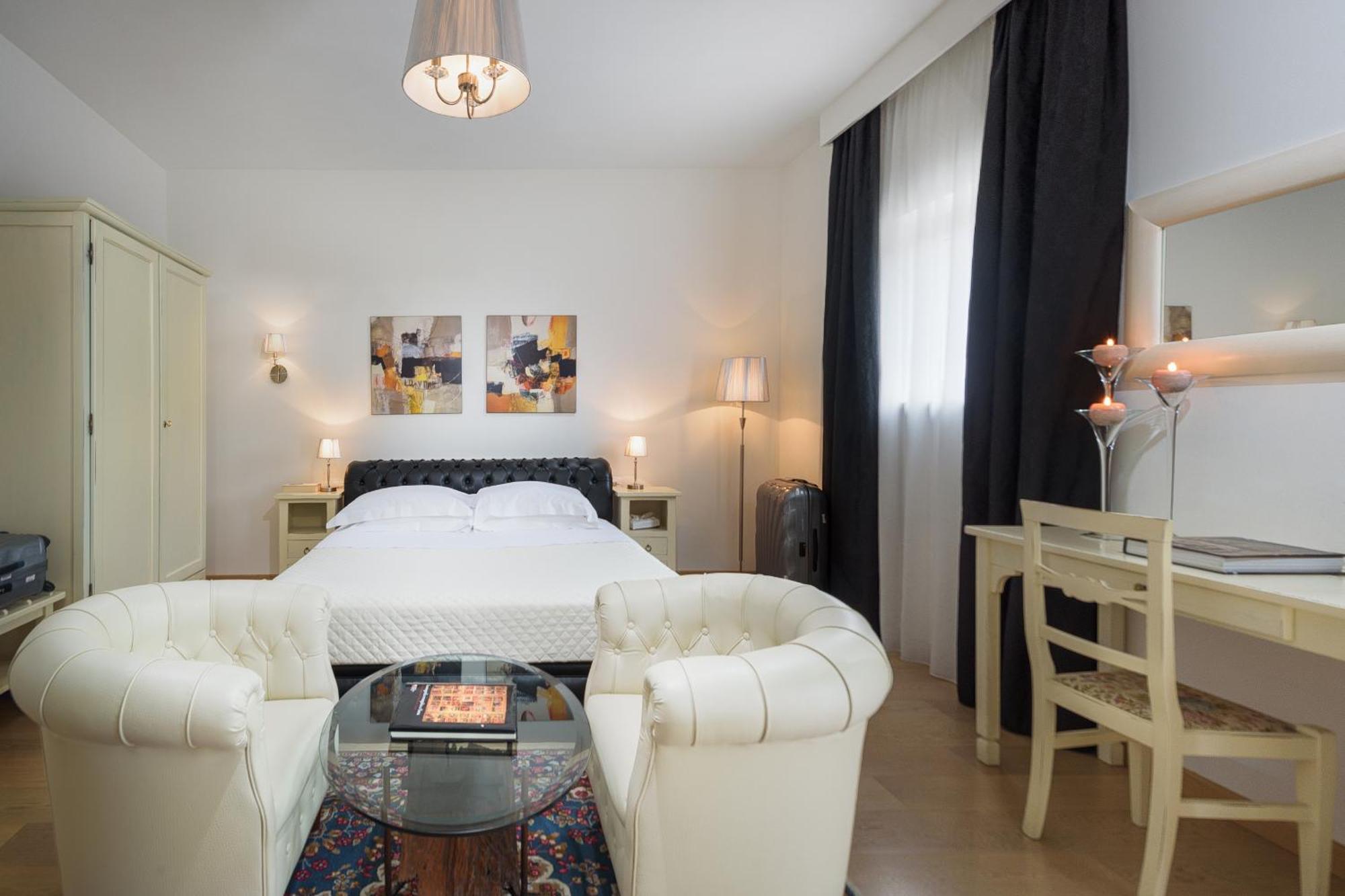 Junior Suite,1216310539:JPEG