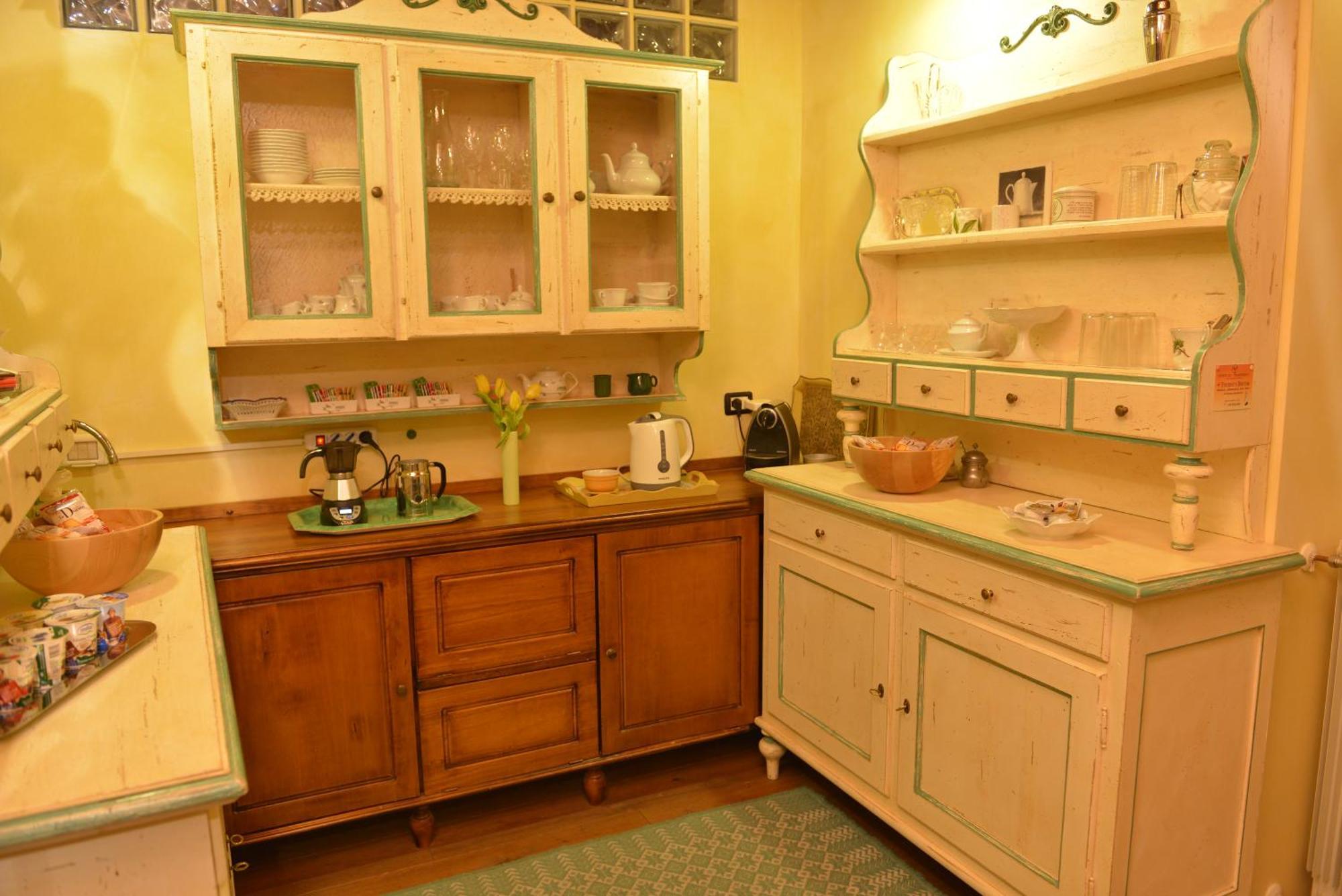 Twin Room Private Bathroom