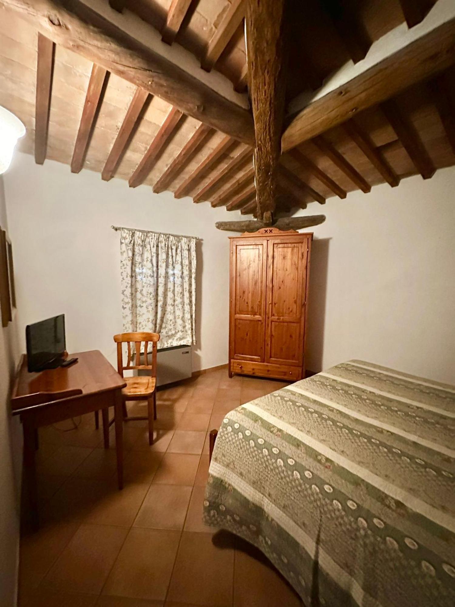 One-Bedroom Apartment 2,1574691245:JPEG
