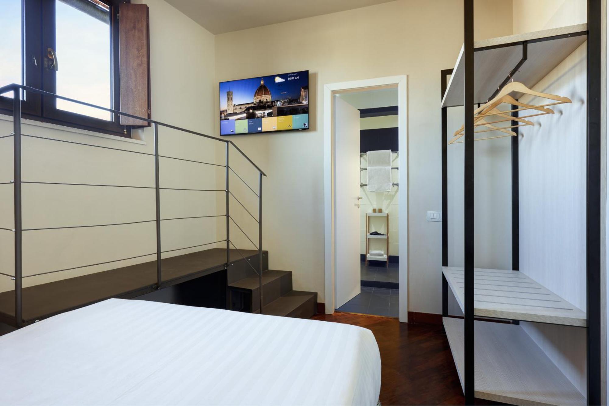 Single Room,1742606339:JPEG