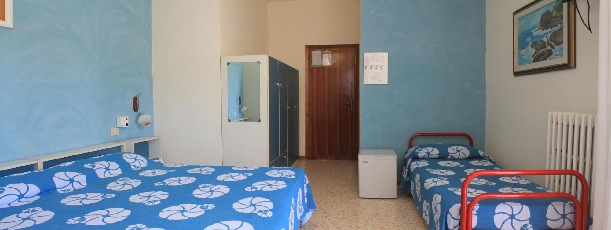 Dreibettzimmer