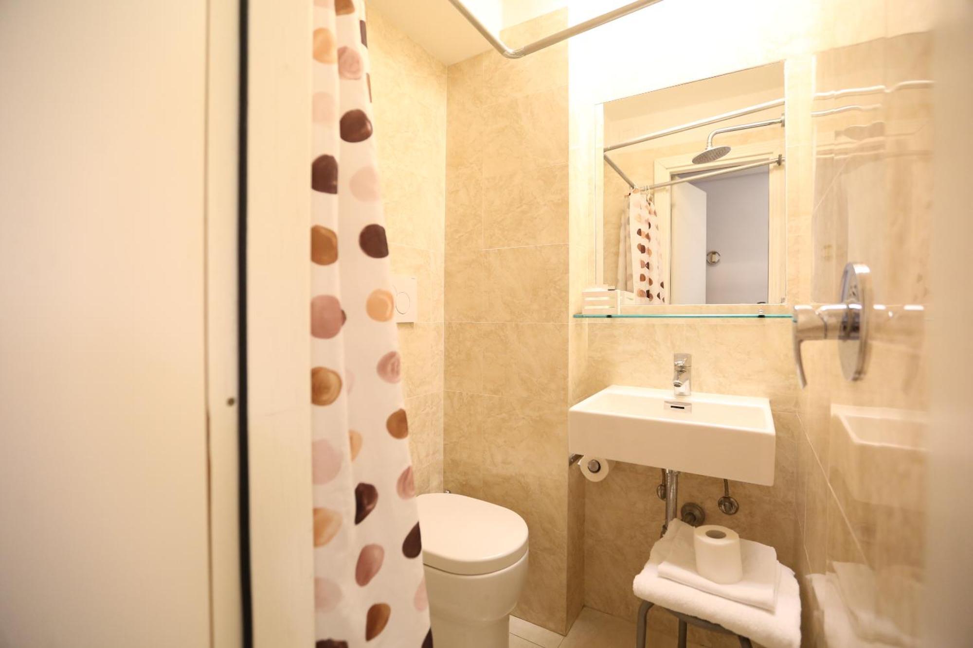 Small Single Room