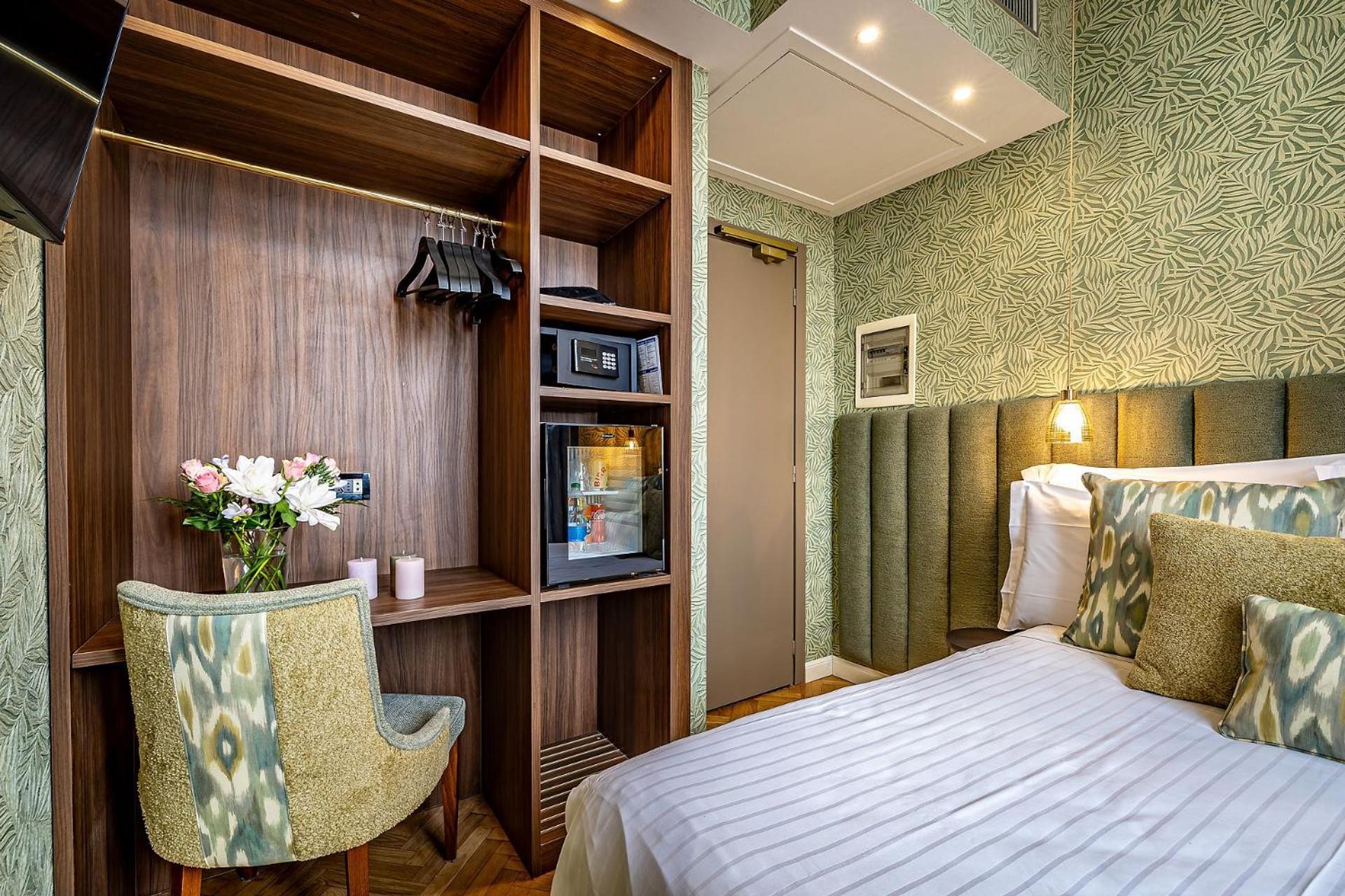 Superior Single Room