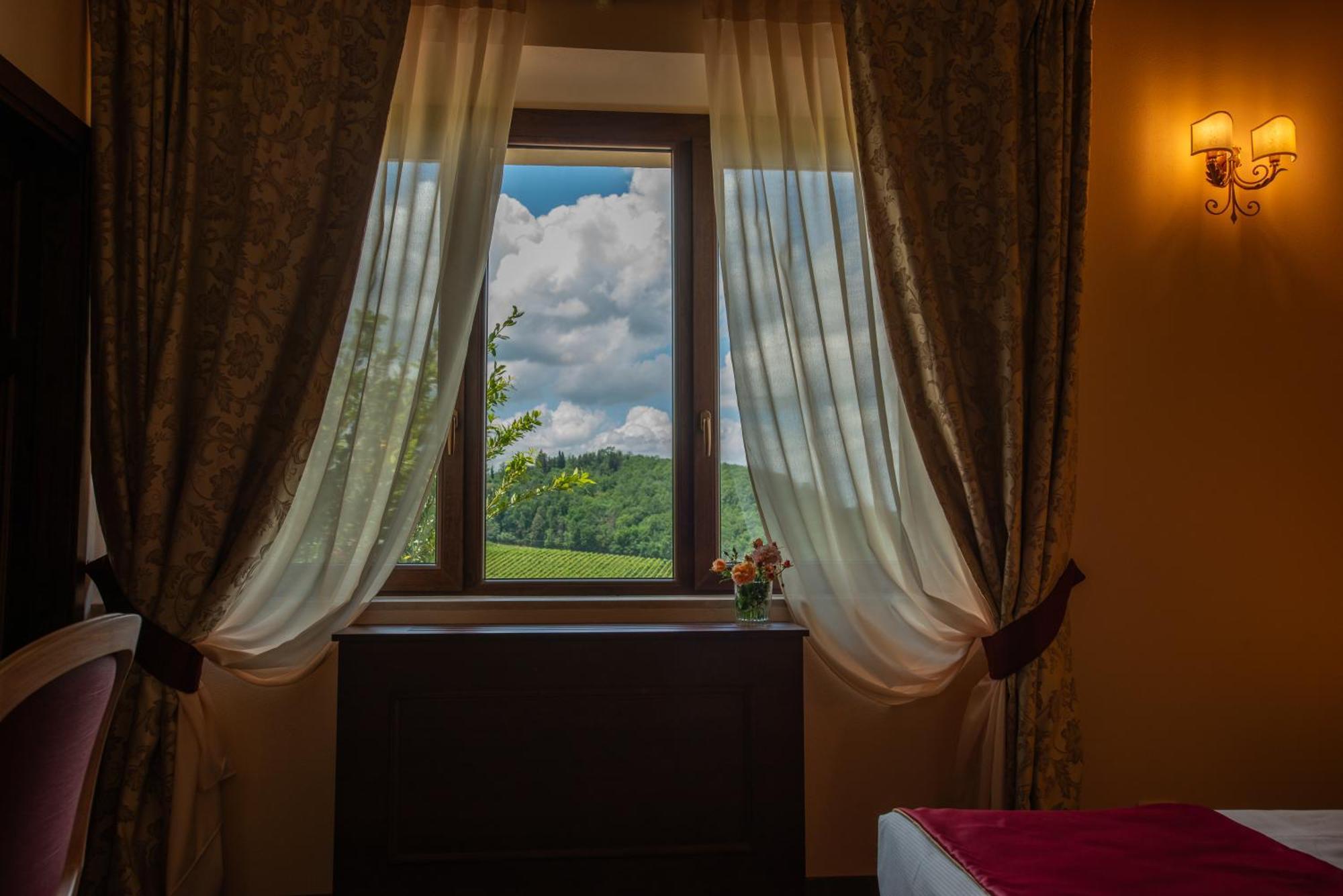 Deluxe Double or Twin Room Balcony,1602968400:JPEG