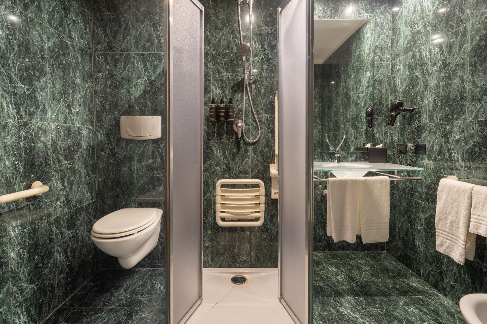 Standard Triple Room - Disability Access,1606543601:JPEG