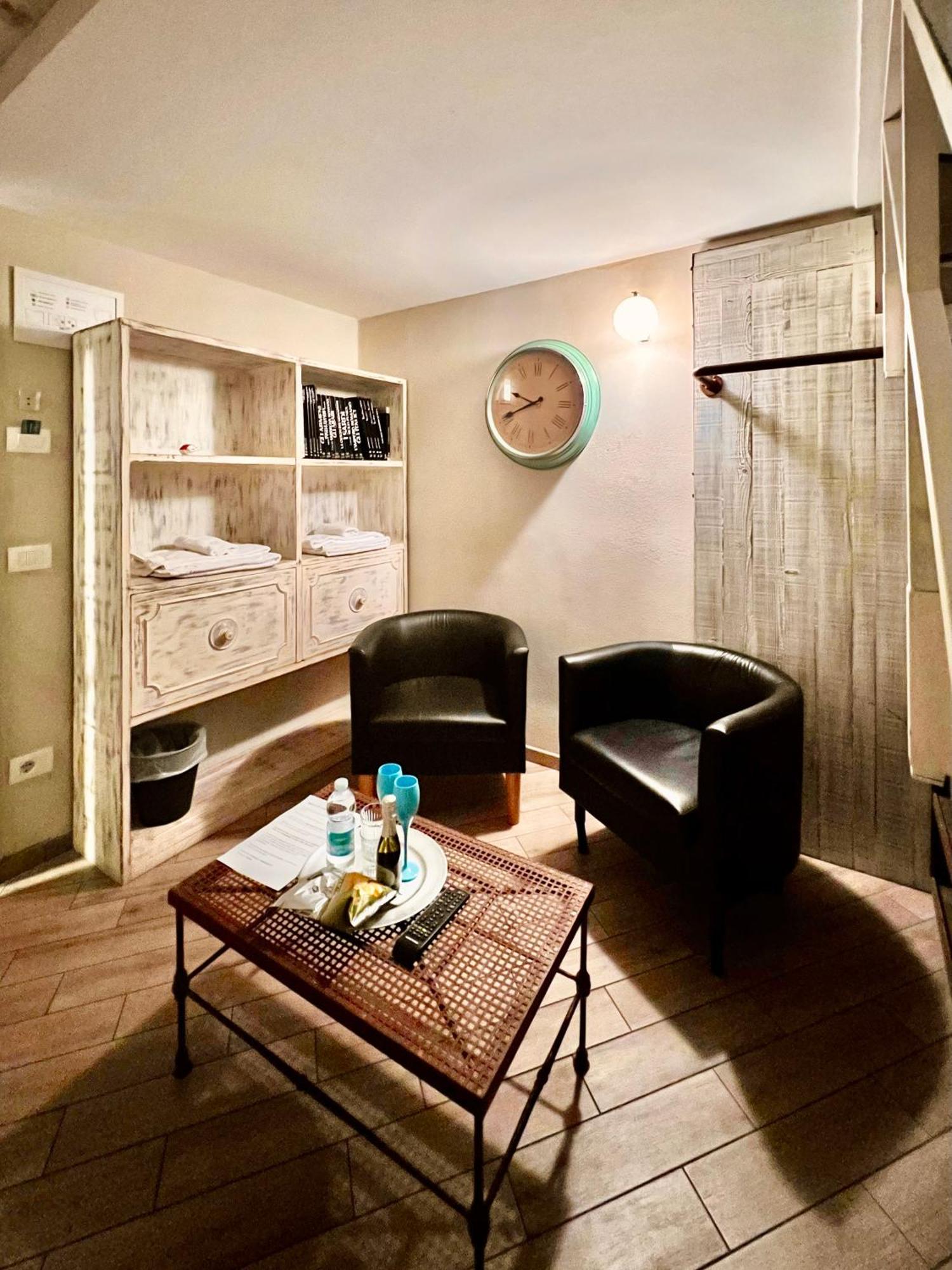 Economy Double Room Private External Bathroom