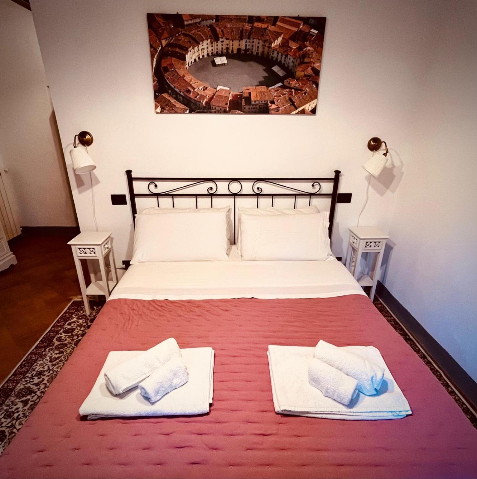 Double Room Private Bathroom
