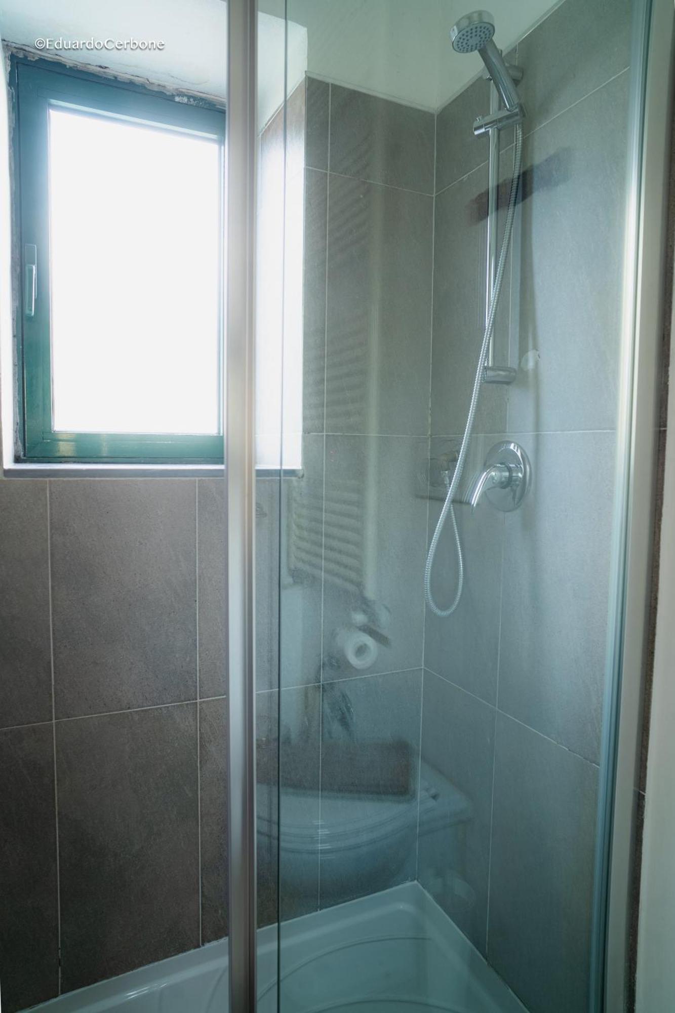 Single Room Private Bathroom