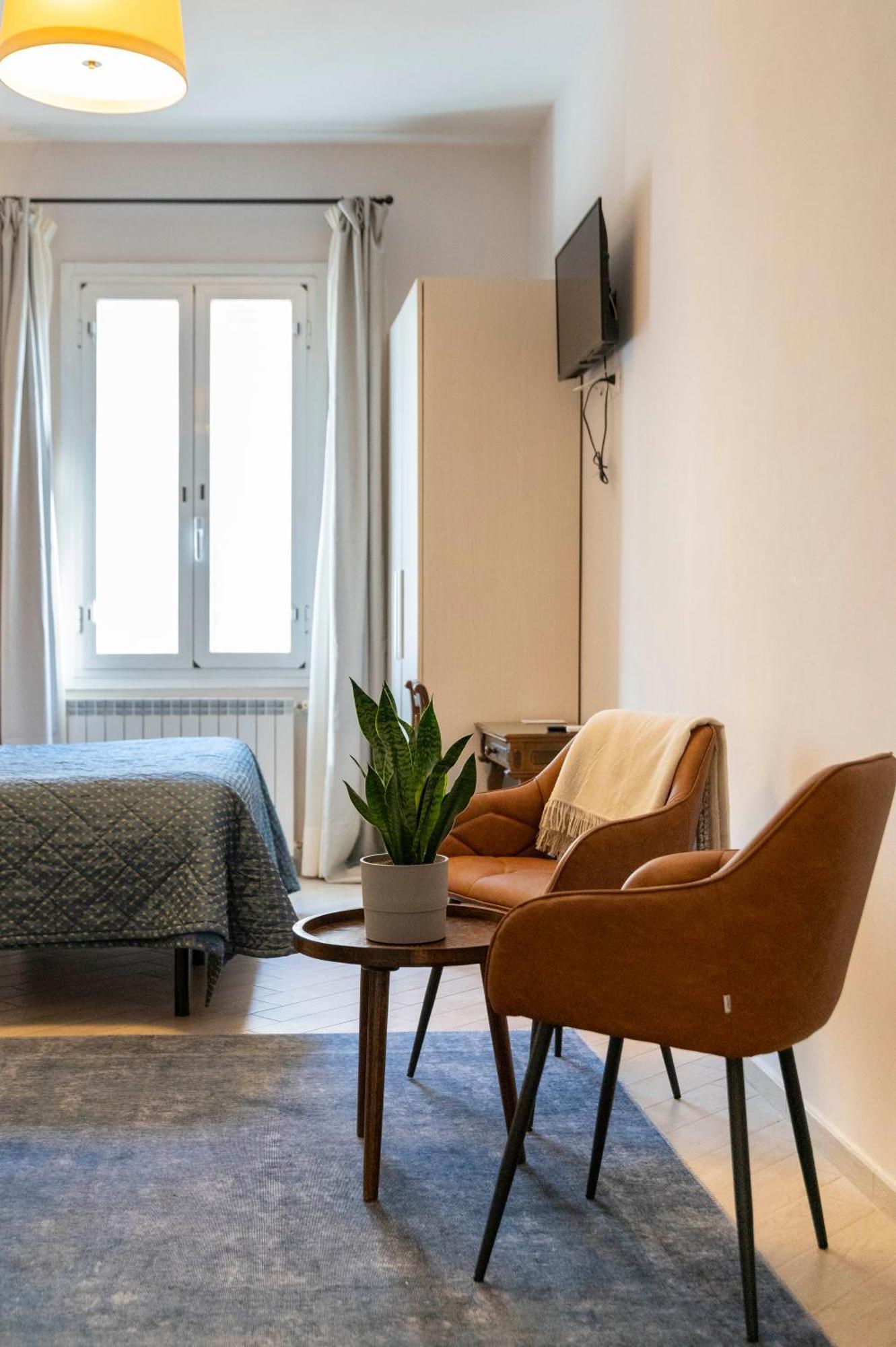 Large Double Room