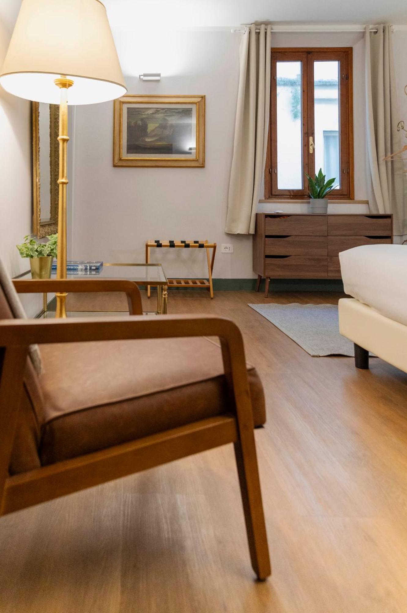 Queen Room